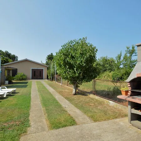 Holiday Home Ama - Mdn148 * Ližnjan
