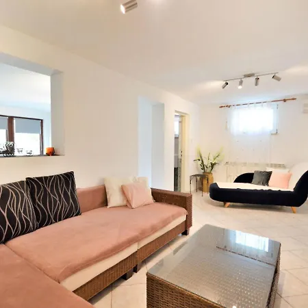 Nyaraló Holiday Home Ama - Mdn148